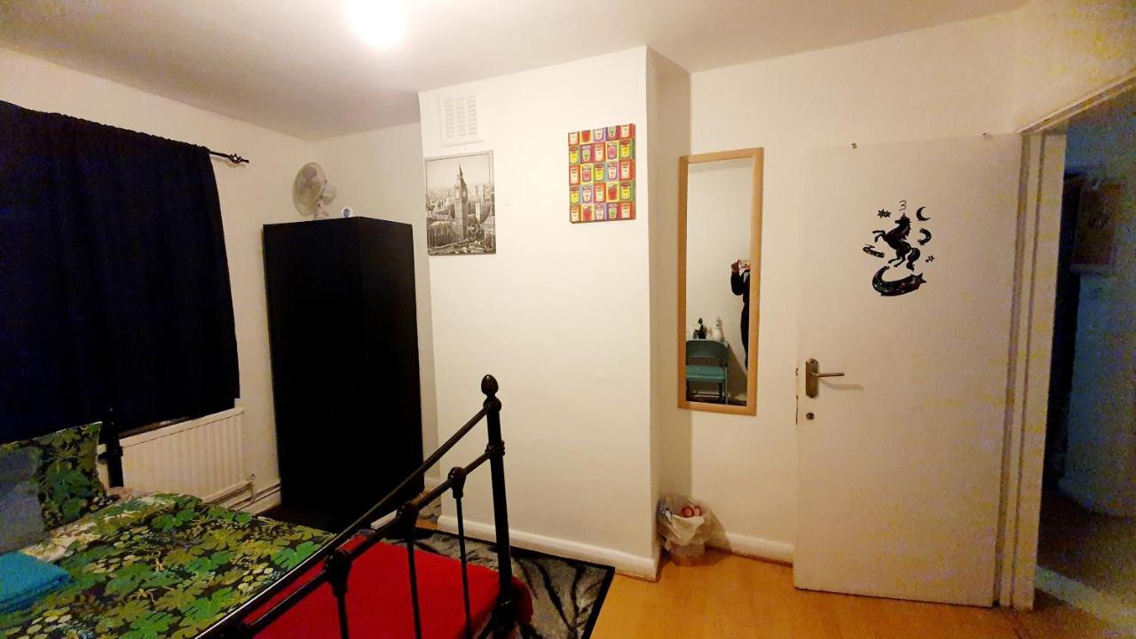 Comfortable Host, in zone 2-3 Hotell London Eksteriør bilde